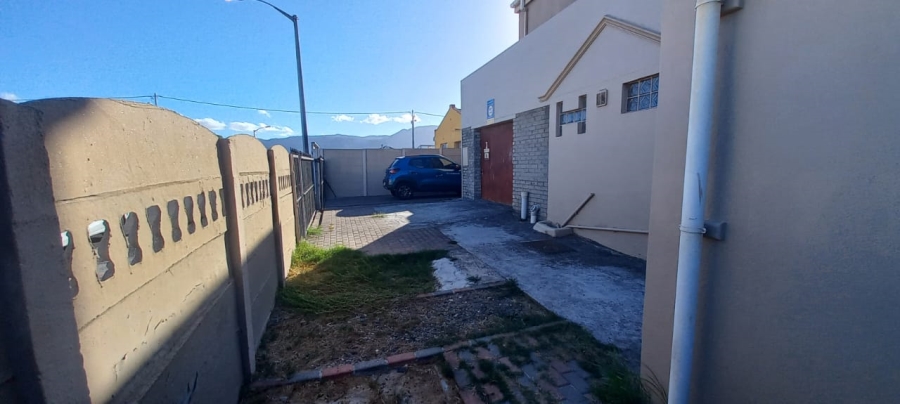 4 Bedroom Property for Sale in Retreat Western Cape